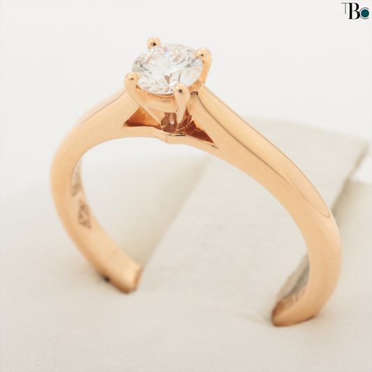 Cartier Solitaire Diamond 18K gold ring