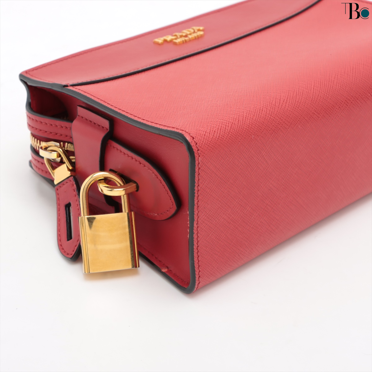Preowned PRADA Esplanade City Calf Red Crossbody Bag