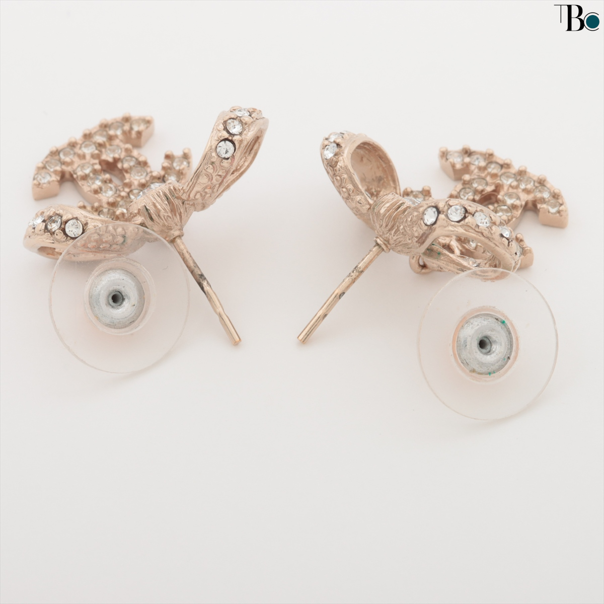 Pre-Owned Chanel 
2000 CC ribbon stud earrings
