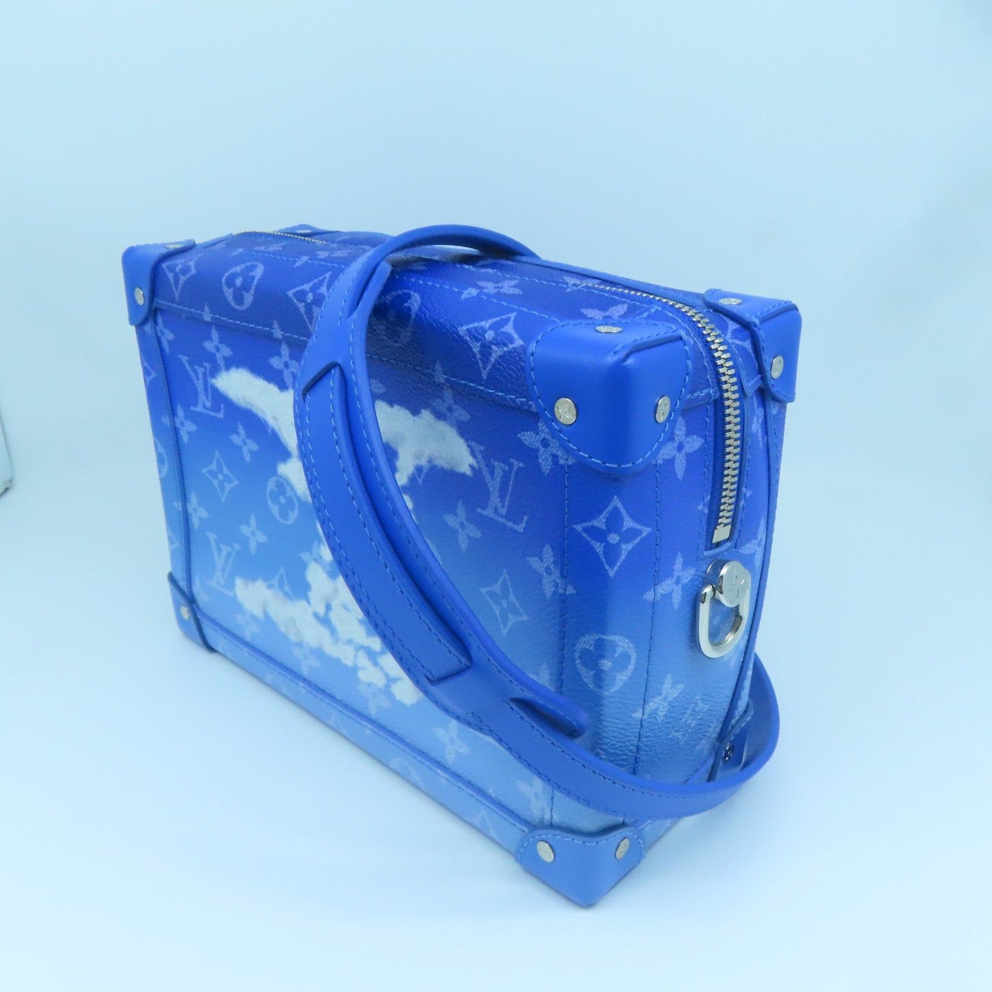 Preowned Louis Vuitton Limited Edition Clouds Blue Monogram Soft Truck bag