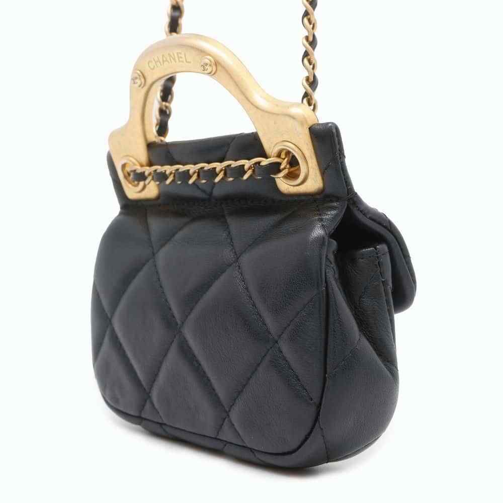 Chanel Matelasse Chain Clutch Bag Lambskin Black card holder