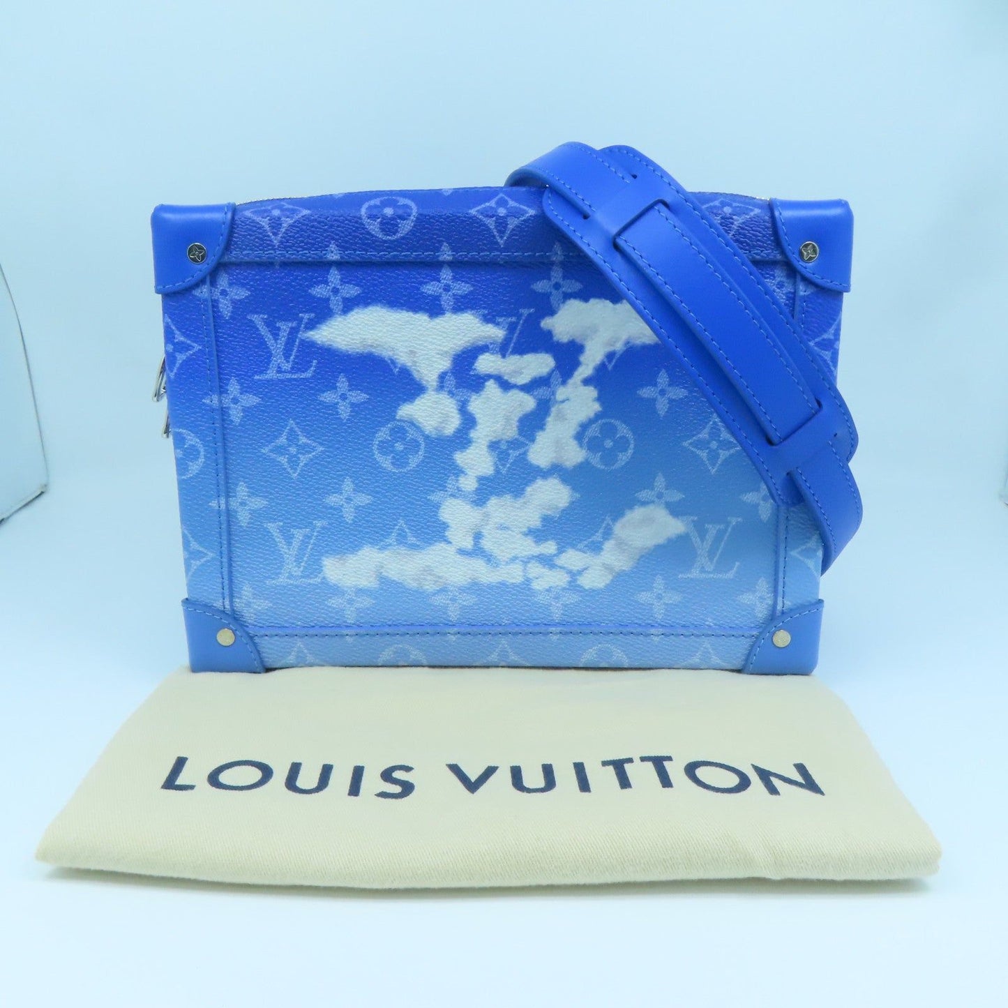 Preowned Louis Vuitton Limited Edition Clouds Blue Monogram Soft Truck bag